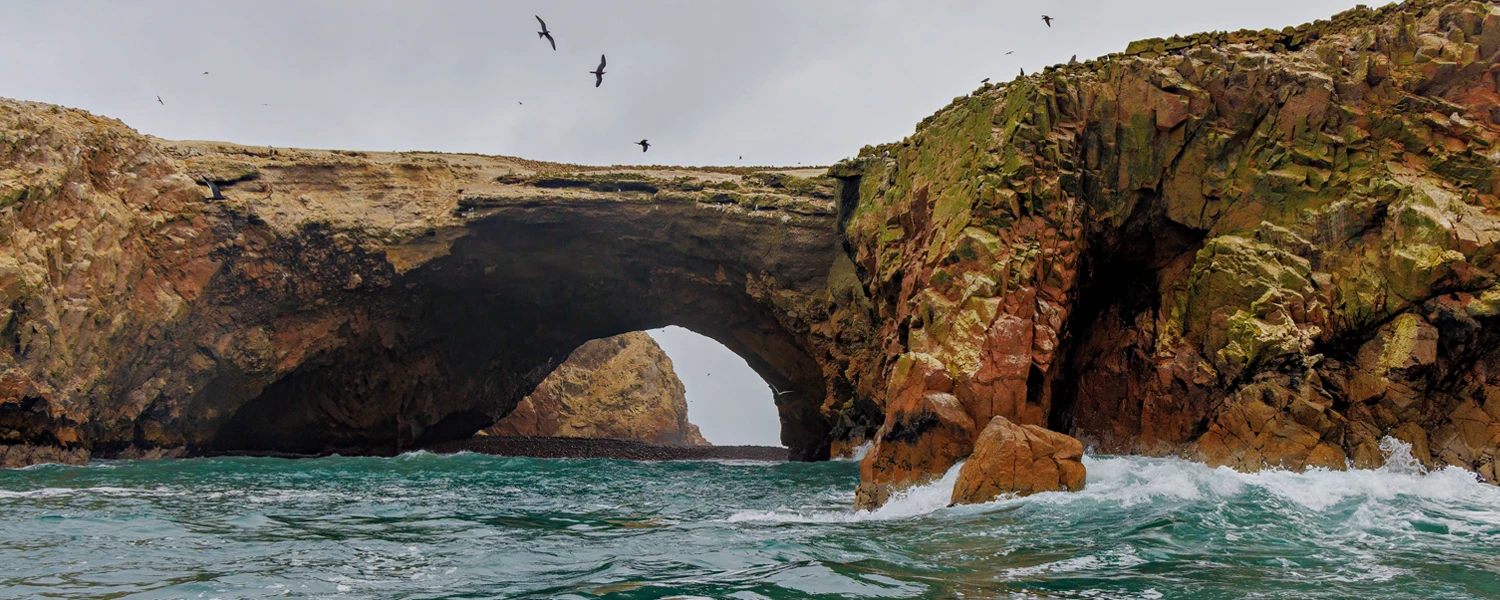 The ballestasislands