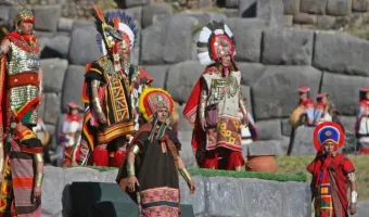 The Inca leading the Inti Raymi.